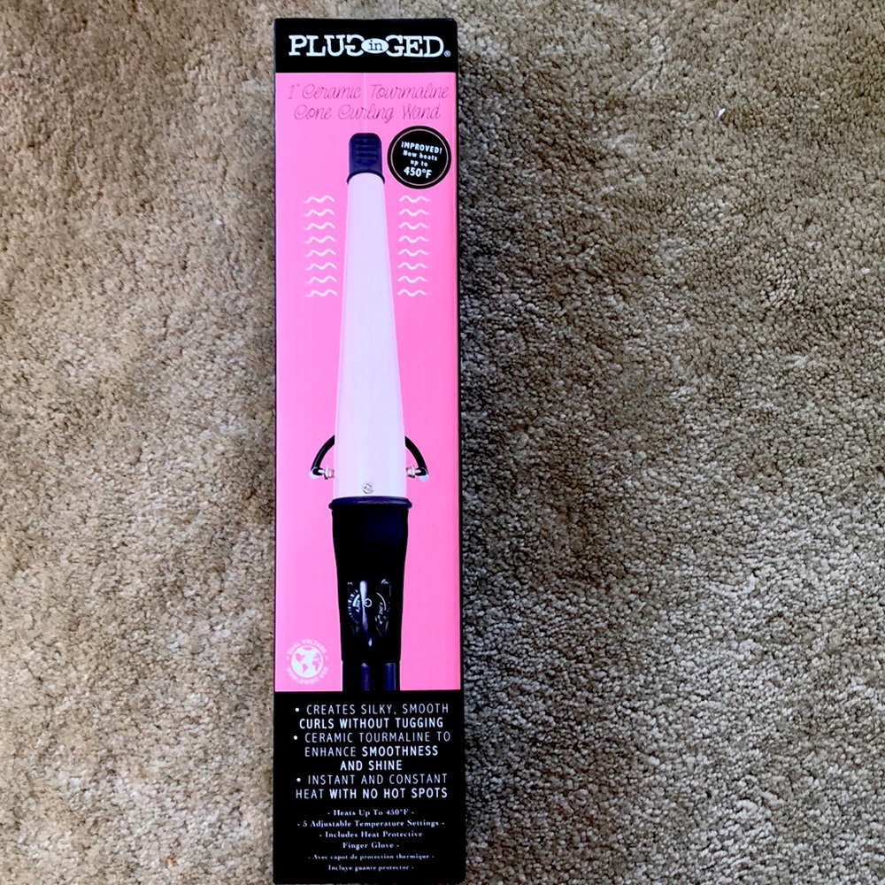 Plugged In. Ceramic Tourmaline Cone Curling Wand